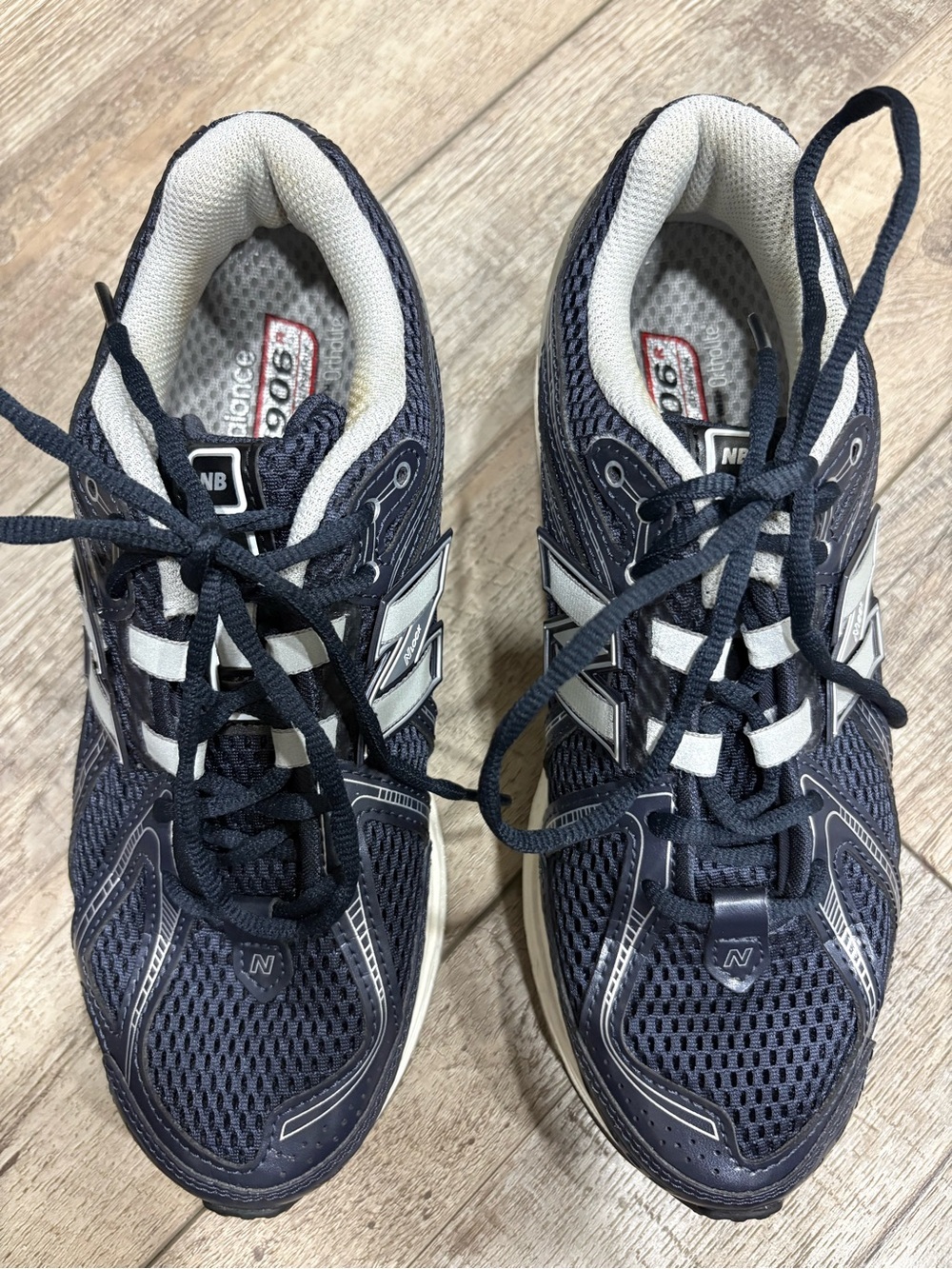 New Balance 1906R Eclipse athletic shoes sneakers - Picture 5 of 8